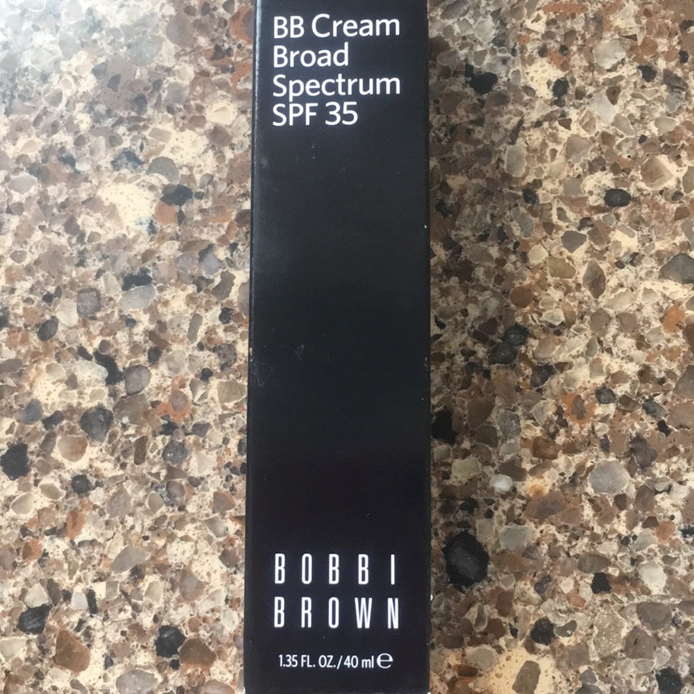 Bobbi Brown BB Cream SPF 35 “Natural”